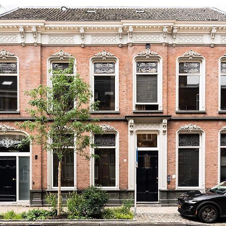 Xxl Loft With Bath Located Stadsvilla ティルブルグ エクステリア 写真