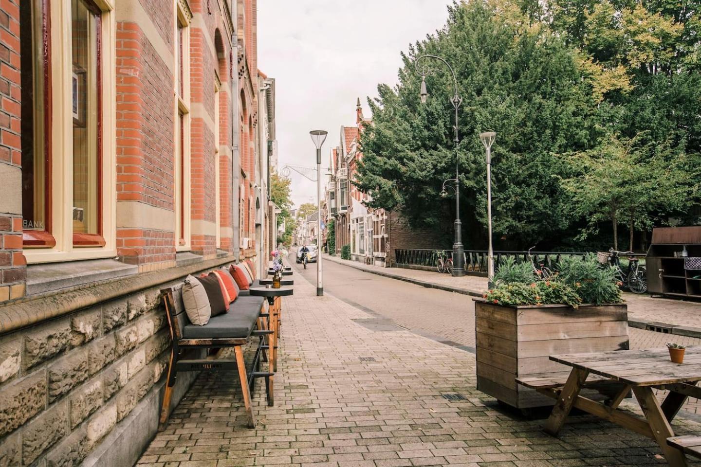Xxl Loft With Bath Located Stadsvilla ティルブルグ エクステリア 写真