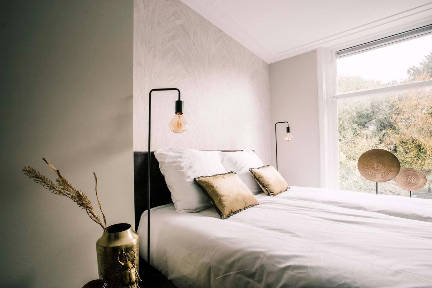 Xxl Loft With Bath Located Stadsvilla ティルブルグ エクステリア 写真