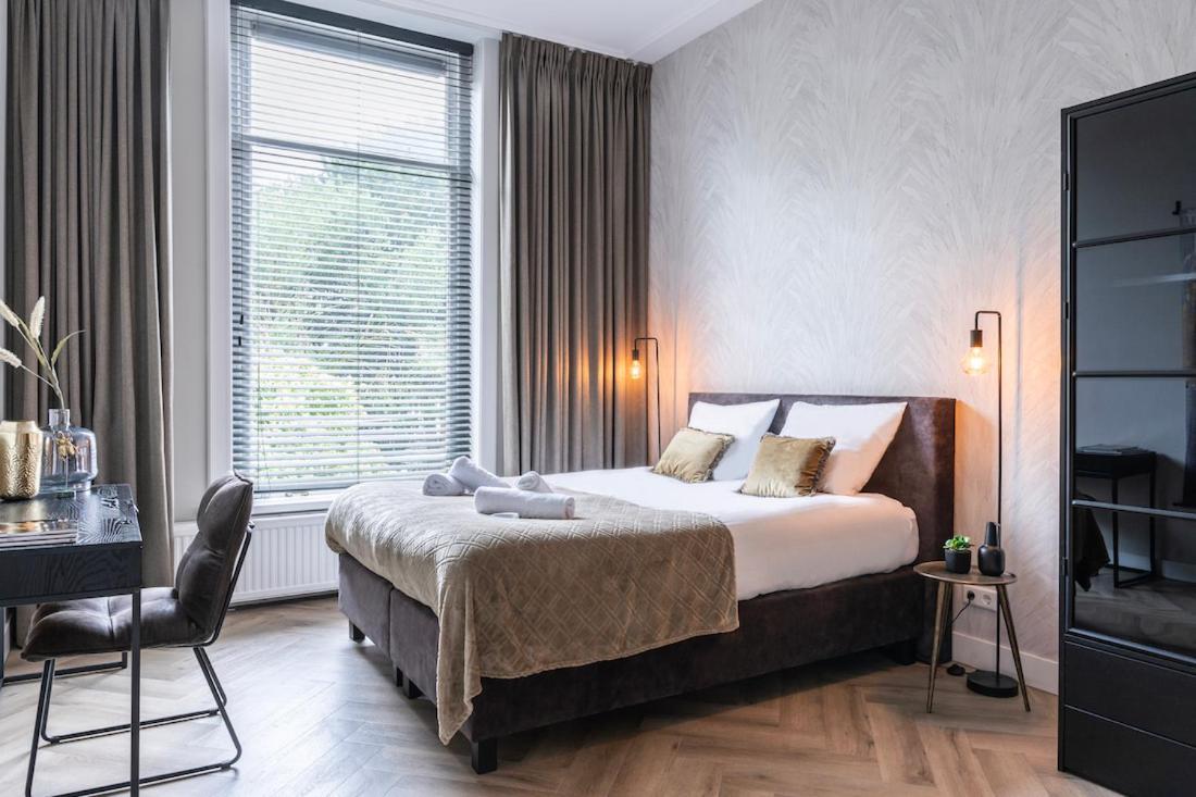 Xxl Loft With Bath Located Stadsvilla ティルブルグ エクステリア 写真